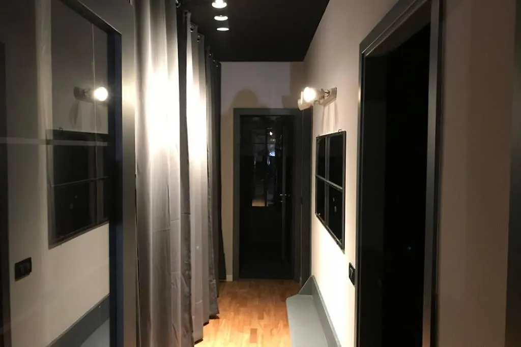 Italia Veloce Bed Bicycle Apartment Parma